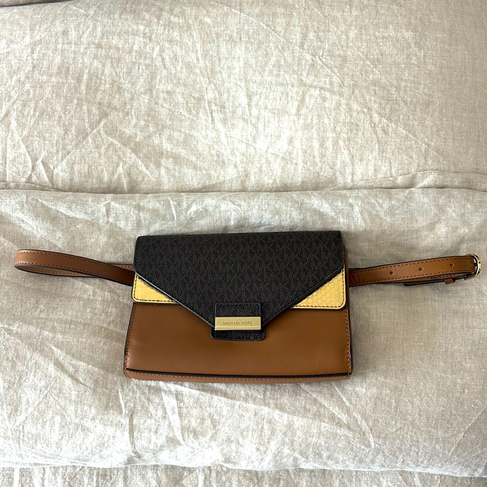 Michael Kors belt bag/fanny pack